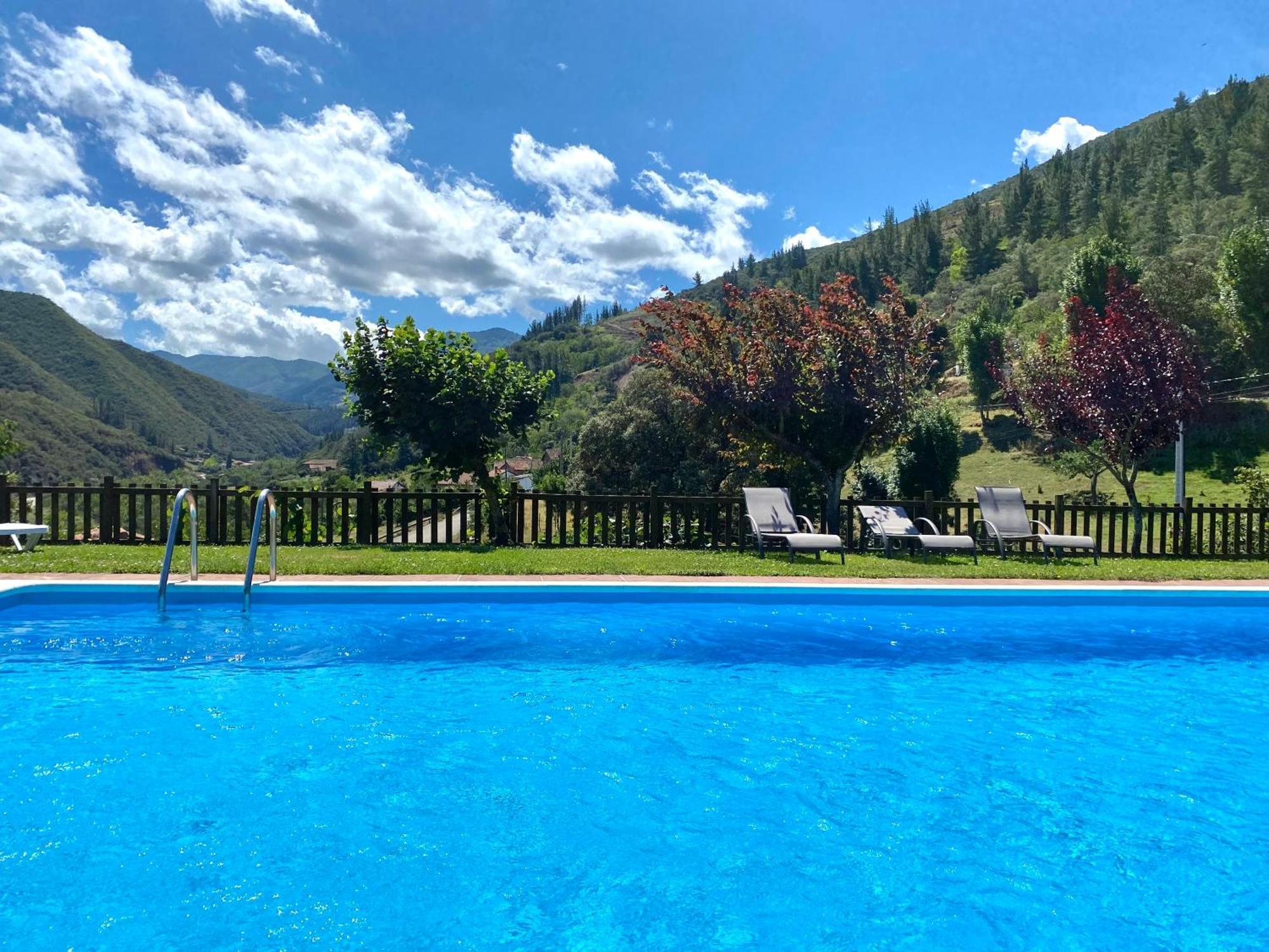 Apartamentos Calm & Nature - Adults Only Cabezon de Liebana Exterior photo